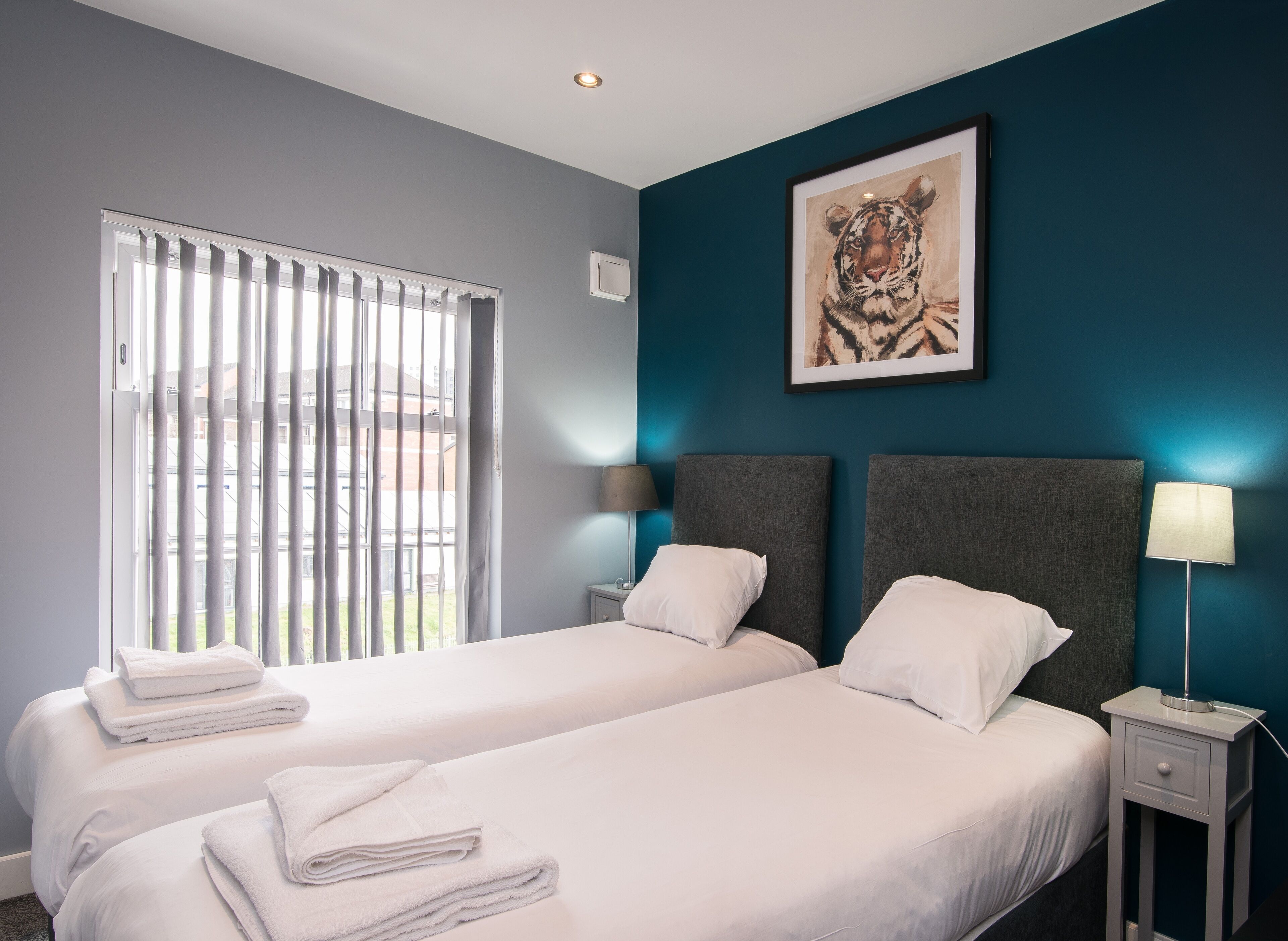 2 bedrooms, iron/ironing board, free WiFi