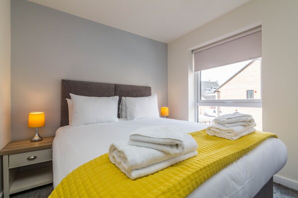 2 bedrooms, iron/ironing board, free WiFi - An Exceptional, available 2bed House with Parking (Nottingham)