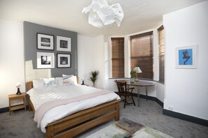 5 عدّة غرف نوم ومكواة/لوح كي وواي فاي مجانًا