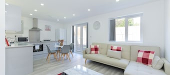 Perfect City Sanctuary to Call Home - Low Carbon