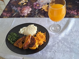 Alimentos y bebidas