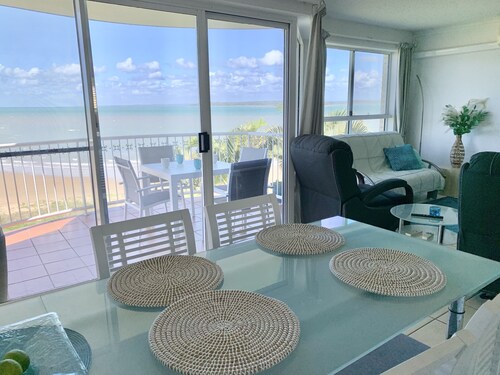 Absolute Beachfront with Exclusive Rooftop