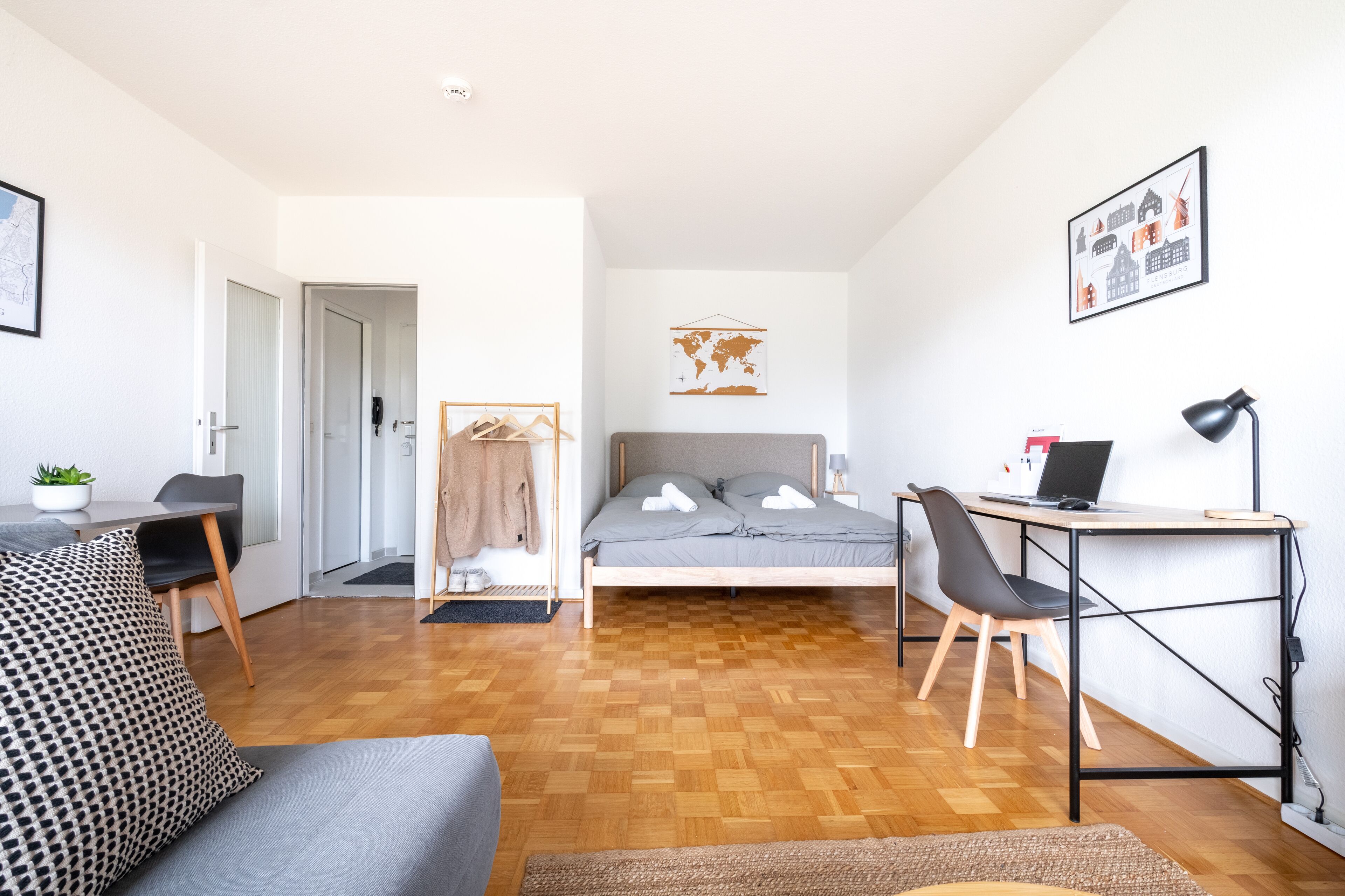 1 Schlafzimmer, Schreibtisch, Bügeleisen/Bügelbrett, kostenloses WLAN