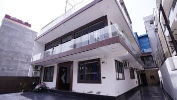 Fachada del alojamiento