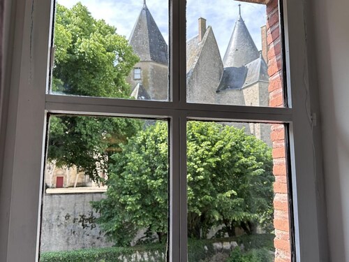 Charmantes Haus in Jaligny-sur-Besbre, 4 Schlafzimmer, Garten, Bettwäsche & Reinigung inkl.