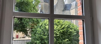 Charming house in Jaligny-sur-Besbre, 4 bedrooms, garden, linens & cleaning included