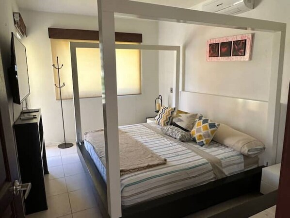 3 bedrooms, WiFi, bed sheets