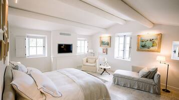 Junior Suite | 1 bedroom, Egyptian cotton sheets, premium bedding, down duvets