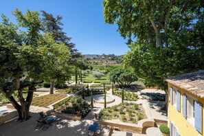 Suite junior | Vistas al jardín