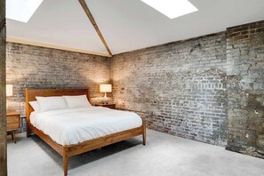 1 chambre, fer et planche à repasser, Wi-Fi, literie fournie