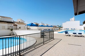 Pool - Apartment 'Esencia Vejer' with Shared Pool, Wi-Fi and Air Conditioning (Vejer)