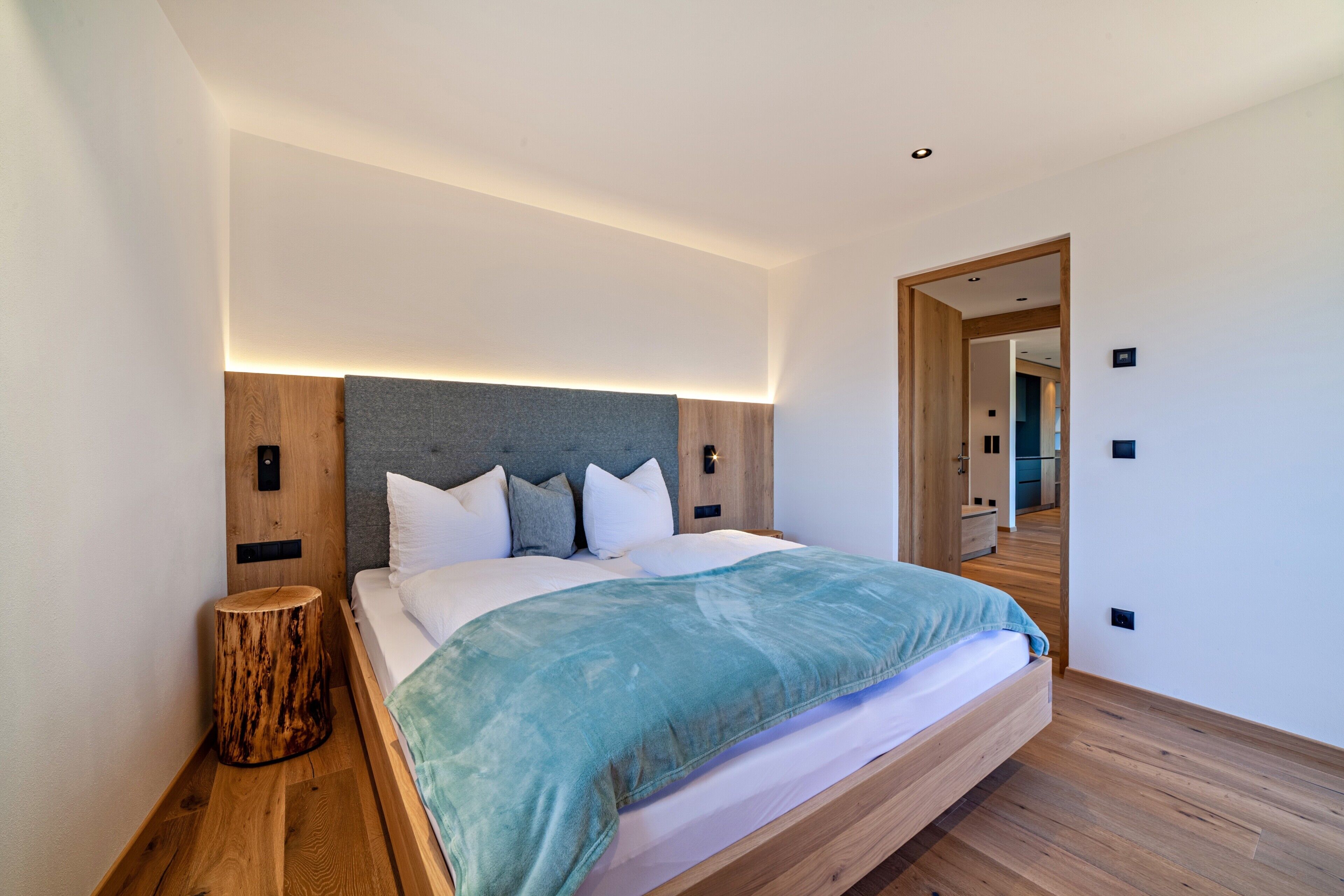 1 室のベッドルーム、WiFi (無料)、ベッドシーツ