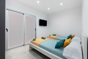 2 bedrooms, free WiFi, bed sheets
