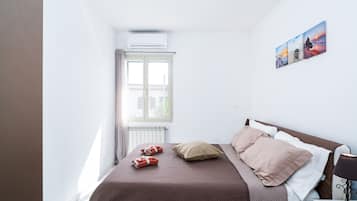 2 Schlafzimmer, BĂŒgeleisen/BĂŒgelbrett, kostenloses WLAN, BettwĂ€sche