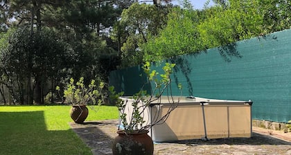 Ferienhaus 'Casa De Santo António Moledo' mit Bergblick, privater Terrasse und WLAN