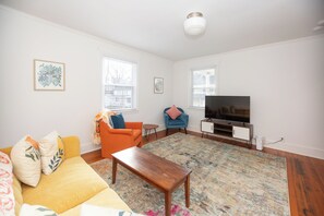 Smart TV, offices, computer monitors