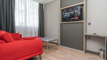 50-inch Smart TV with satellite channels, TV, Netflix