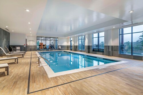 Cambria Hotel Lake Placid - Lakeside Resort