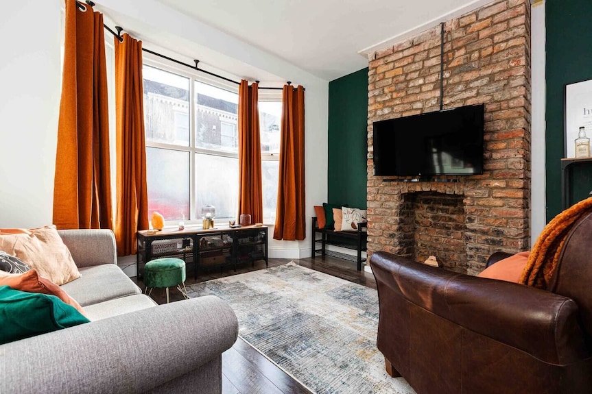 Belgrave | 2mins To Train | Inc Parking W/ Ev Port - Liverpool
