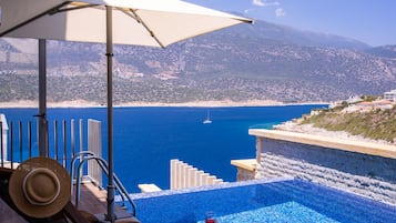 Premium-Zimmer, eigener Pool, Meerblick | Eigener Pool