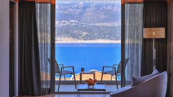 Premium-Zimmer, eigener Pool, Meerblick | 1 Schlafzimmer, Daunenbettdecken, Minibar, Zimmersafe