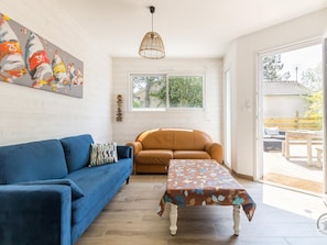TV - Contemporary 3-bedroom house near the beach in Saint-Pair-sur-Mer (Saint-Pair-sur-Mer)