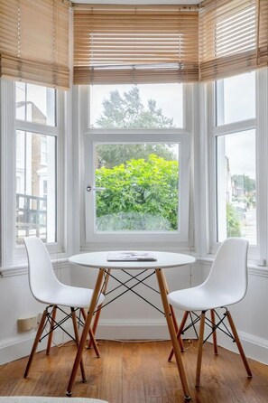 Basic-Apartment, 1 Doppelbett | Speisen