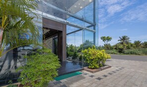 Property entrance - Treebo Aptin (Nagapattinam)