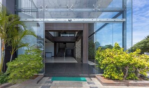 Property entrance - Treebo Aptin (Nagapattinam)