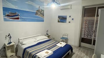 Deluxe Double Room | Individually decorated, individually furnished, desk, laptop workspace