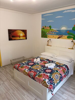 Chambre Triple | Décoration personnalisée, ameublement personnalisé, bureau