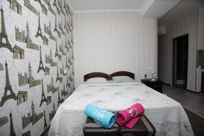 1 bedroom, iron/ironing board, WiFi, bed sheets