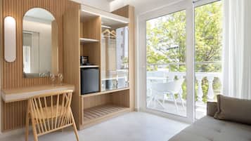 Deluxe Double or Twin Room with Balcony