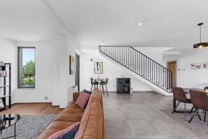 3 bedrooms - Tola in Vi Njan With 3 Bedrooms and 3 Bathrooms (Visnjan)