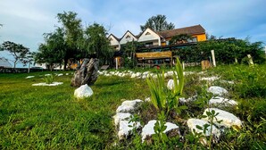 Exterior - Pensiunea Tarabostes Ranch (Moldova Noua)
