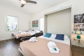 1 bedroom, iron/ironing board, free WiFi, bed sheets