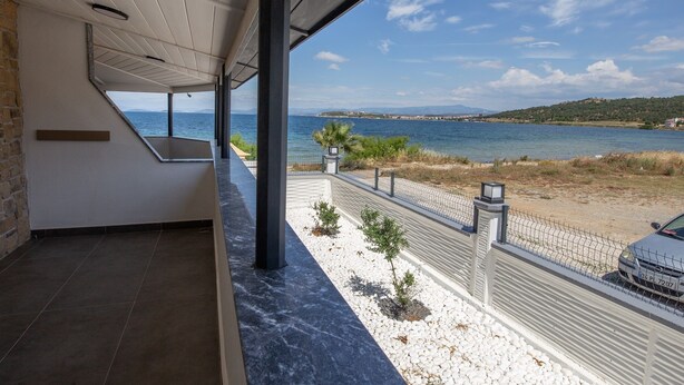 Deluxe Suite, Partial Sea View | Minibar, free WiFi, bed sheets - Neo Beach Hotel Cunda (Ayvalik)