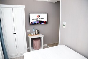 Premium bedding, Tempur-Pedic beds, in-room safe, individually decorated