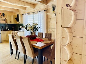 Dining -  
Highlander House in Poland with a beautiful  panorama of the Tatra Mountains (Koscielisko)