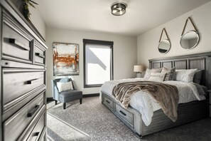 7 bedrooms, free WiFi, bed sheets