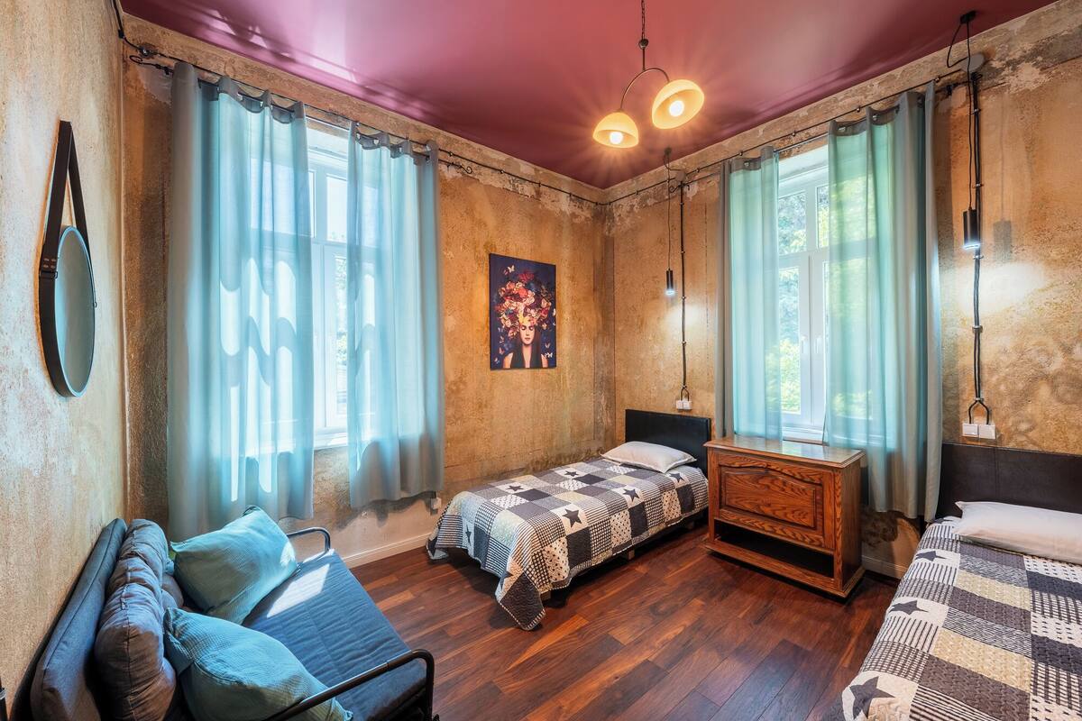 Superior Twin Room | Blackout drapes, soundproofing, iron/ironing board (on request)