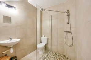 Regadera y secadora de cabello