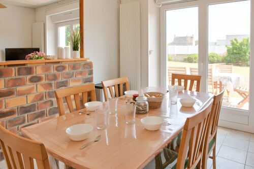 Grande maison de famille et son jardin - Pour 10