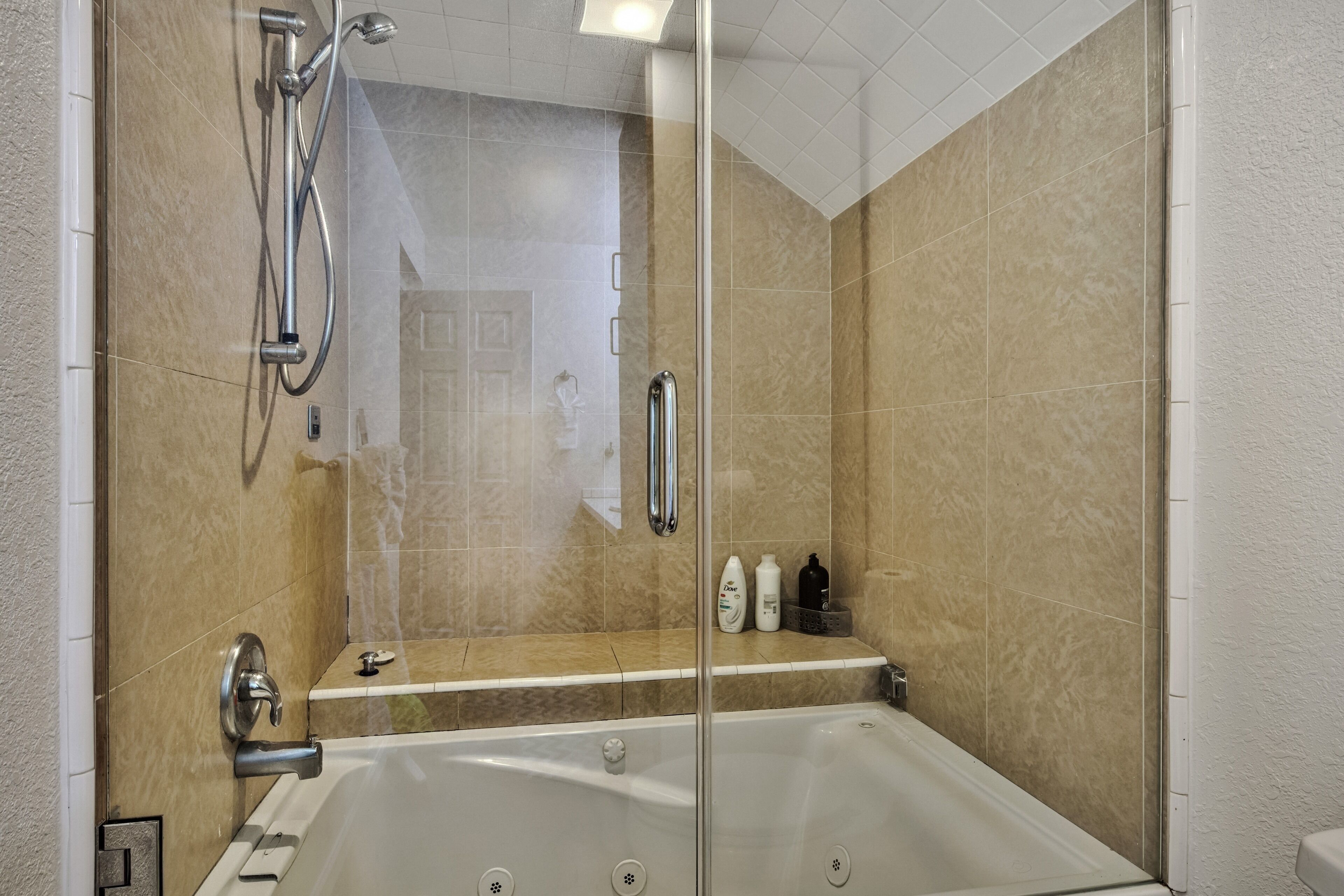 Shower, towels