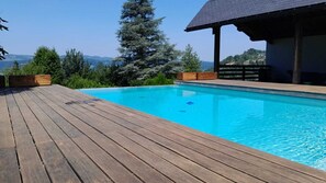 Pool - Family villa with swimming pool in Aiguebelette-Le-Lac (Aiguebelette-le-Lac)