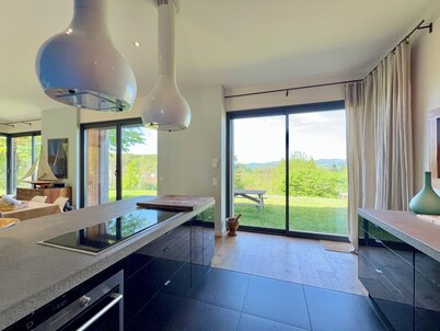 Family villa with swimming pool in Aiguebelette-Le-Lac