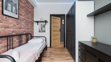 Departamento, 2 habitaciones, balcón | 2 habitaciones y ropa de cama