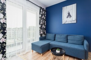 Living room - Apartment Lema Cracow by Renters (Kraków)