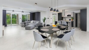 Dining - Villa VoriC (Istria - Svetvinčenat) (Svetvinčenat)