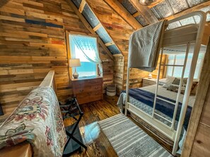 3 chambres, Wi-Fi gratuit, draps fournis